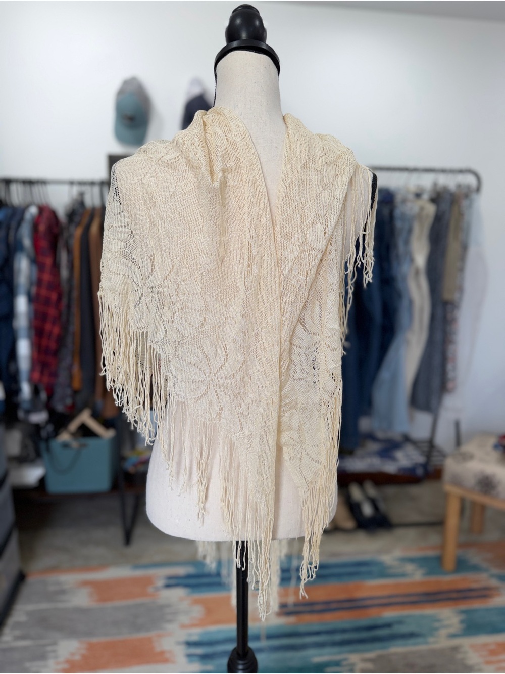 Vintage Cream Lace Fringe Piano Shawl Wrap - Picture 4 of 7
